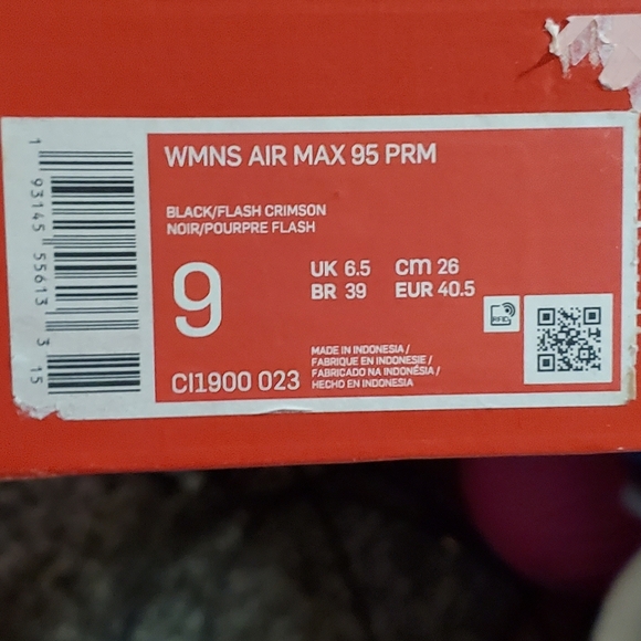 Nike Women's Air Max 95 Premium Rasta Colors Size 9 - Picture 6 of 10